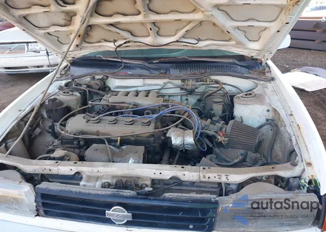 1994 Nissan Sentra E/Xe/Gxe/Le z USA, uszkodzony, nr VIN 1N4EB31P2RC844068